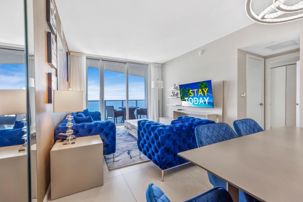 The Ultimate Resort - Beachfront 2 Bedroom Apartment With Direct Ocean View, Rooftop Pool, Hot Tub And Gym Hollywood Bagian luar foto