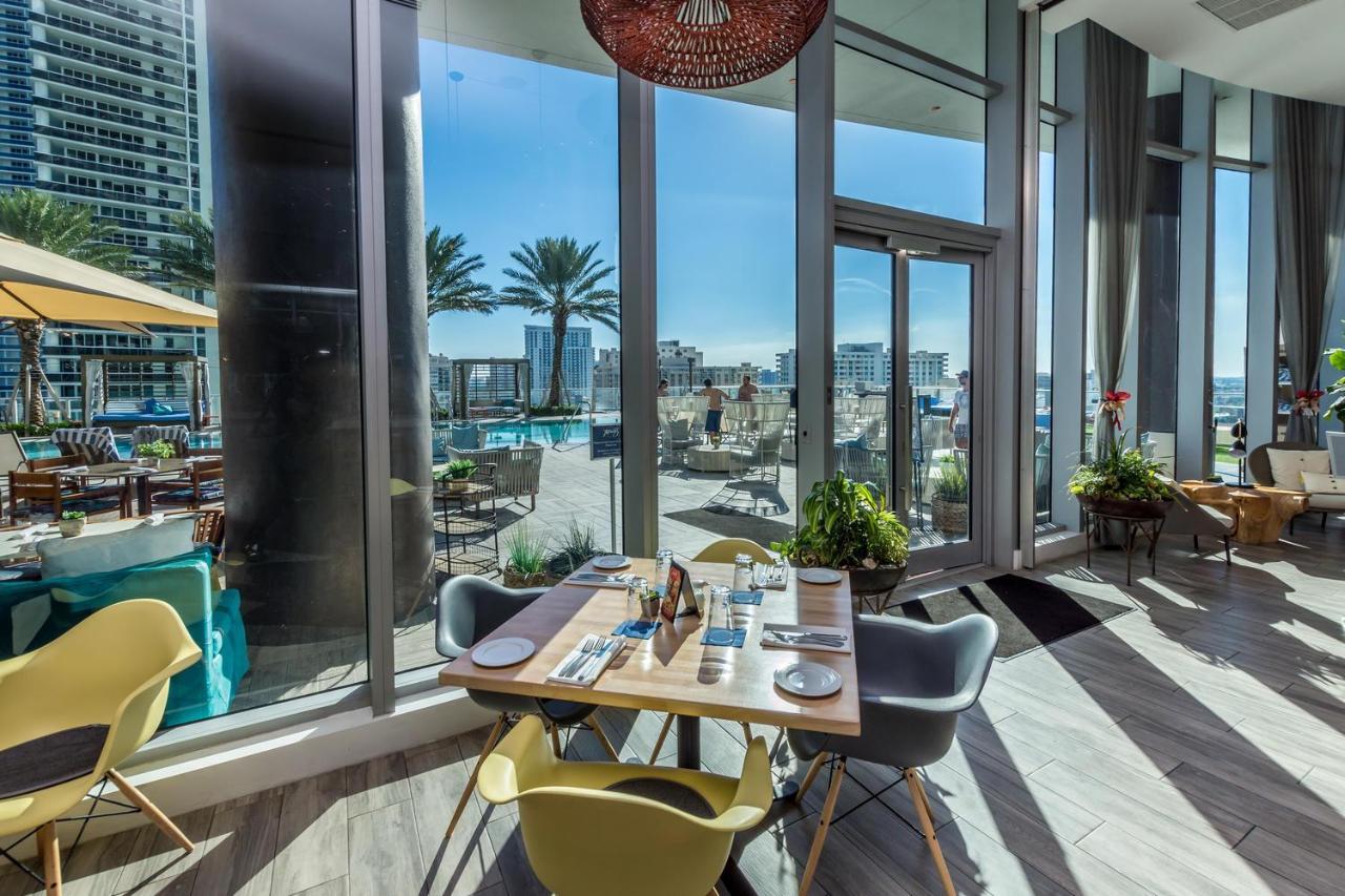 The Ultimate Resort - Beachfront 2 Bedroom Apartment With Direct Ocean View, Rooftop Pool, Hot Tub And Gym Hollywood Bagian luar foto